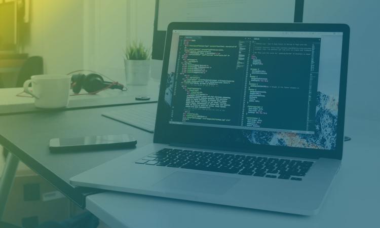 Titelbild Blogbeitrag SEO vs. GEO: Warum B2B-Unternehmen jetzt ihre Content-Strategie überdenken müssen